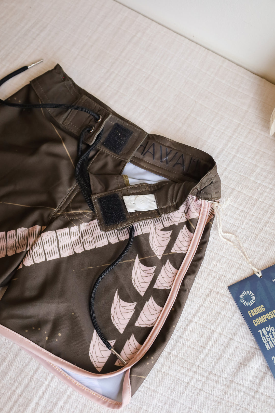 Kaikanialeʻa Boys’ Boardies | Adjustable Waistband, Strength + Stretch |  Nāki'i Ā Pa'a - Pe'a