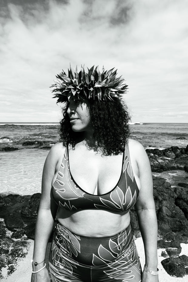 NEW | Ka ʻEhu V-Scoop Bikini Top | Double-Lined, Hardware-Free Swim Top with Removable Pads | ULŪLU ʻELEʻELE