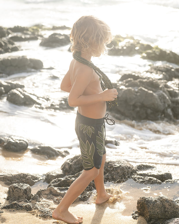 Kaikanialeʻa Boys’ Boardies | Stretchy & Adjustable Waistband, Quick-Drying | Made from Regenerated Ocean Waste | Ulūlu ʻEleʻele