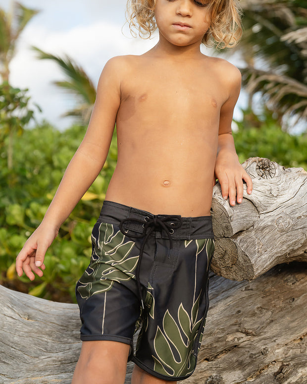 Kaikanialeʻa Boys’ Boardies | Stretchy & Adjustable Waistband, Quick-Drying | Made from Regenerated Ocean Waste | Ulūlu ʻEleʻele