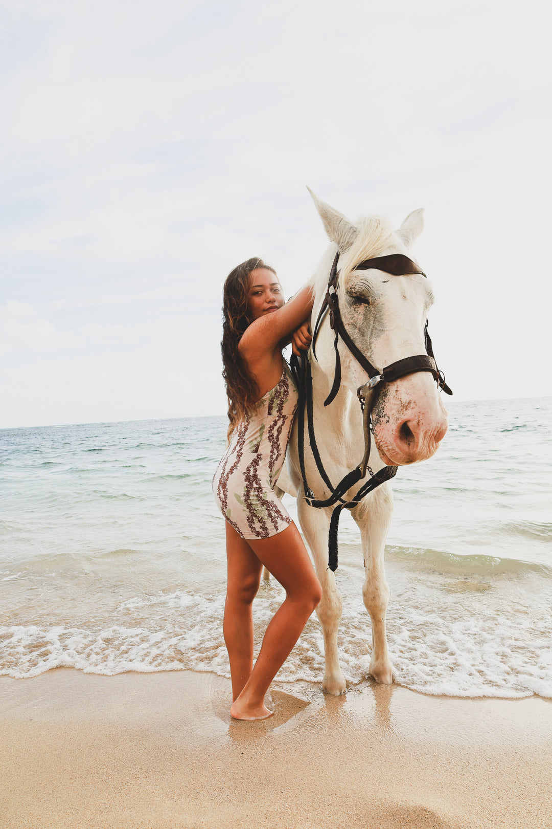 Papale Piko Wai | Womens Beach Hat | Limu Hāpai
