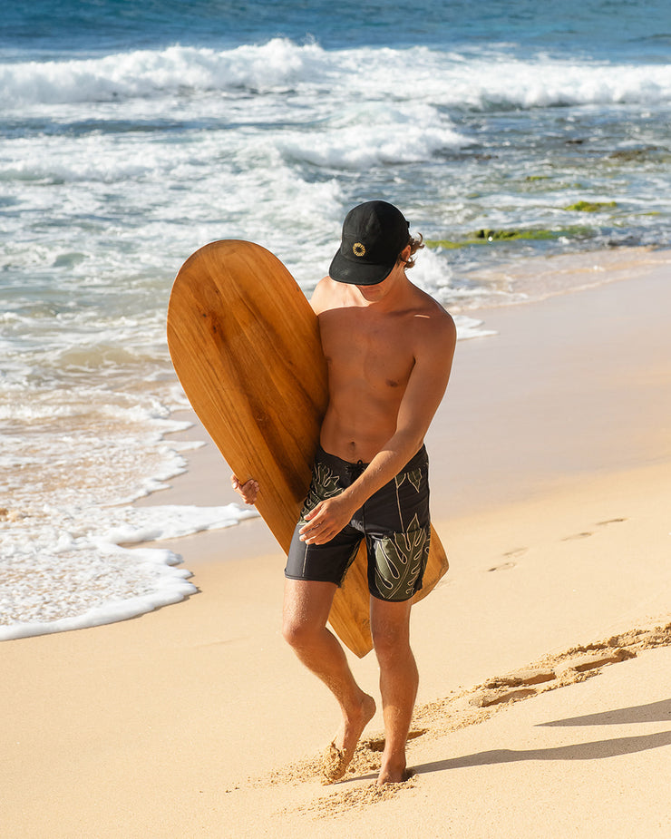 The Mākua Boardshorts | Mens Quick-Drying Durable Surf Shorts Made from Regenerated Ocean Waste | Ulūlu ʻEleʻele